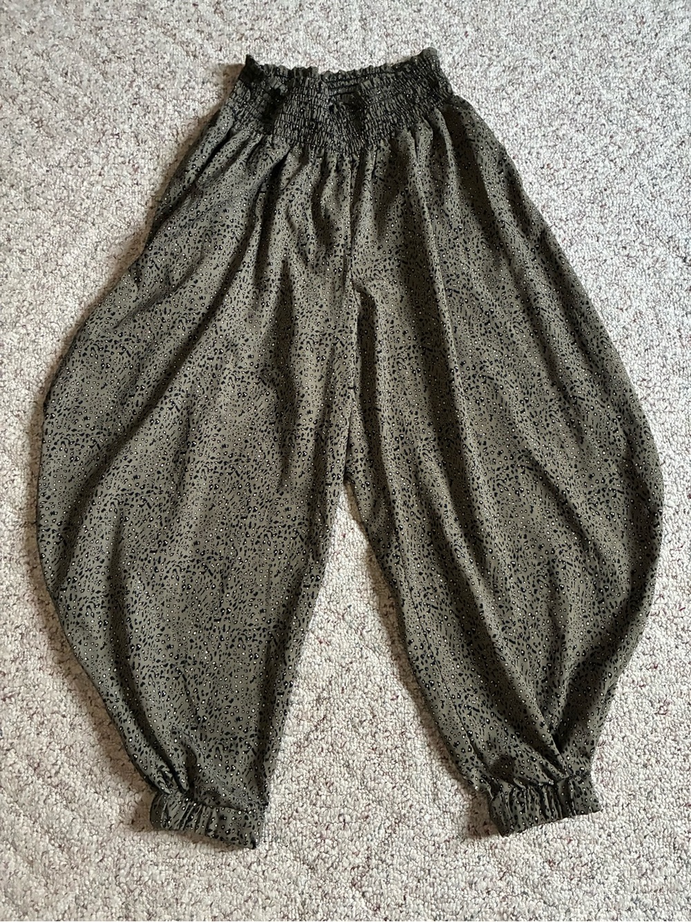 BUCKETLIST Olive Harem Joggers with Smocked Waist